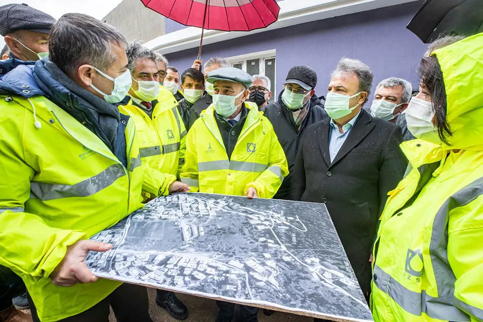 İzmir B&uuml;y&uuml;kşehir Belediye Başkanı Tun&ccedil; Soyer, yıllardır sağlıklı ve kesintisiz