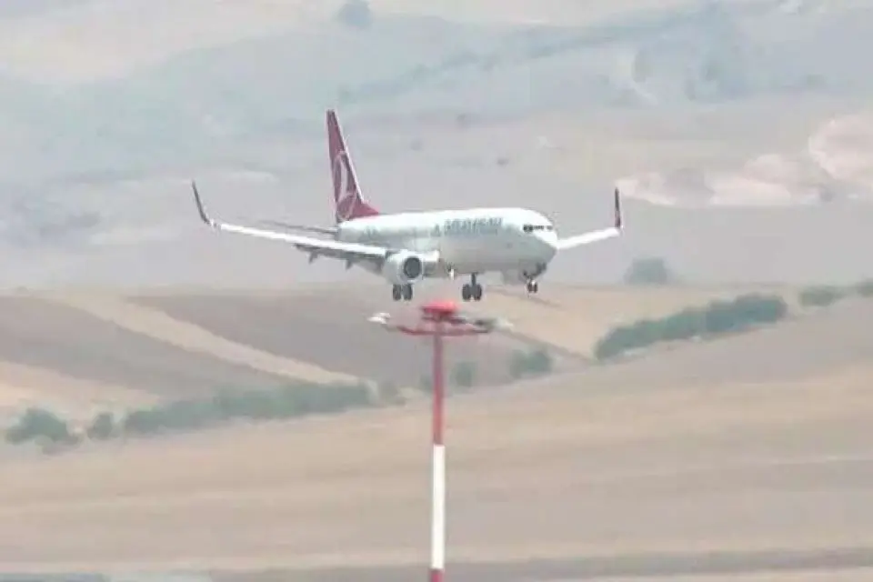 Afganistan'dan tahliye edilen ikinci TSK kafilesini taşıyan u&ccedil;ak Ankara'ya indi.