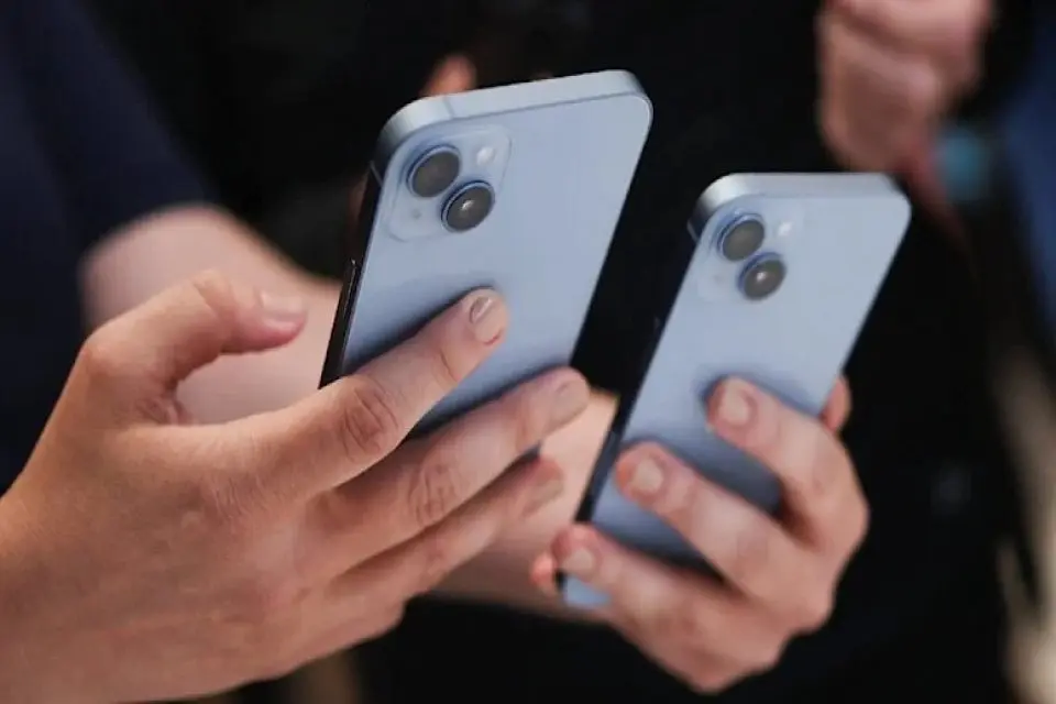 Apple, yeni cihazlar i&ccedil;in &ccedil;alışmalara başlarken piyasaya s&uuml;rd&uuml;ğ&uuml; son model