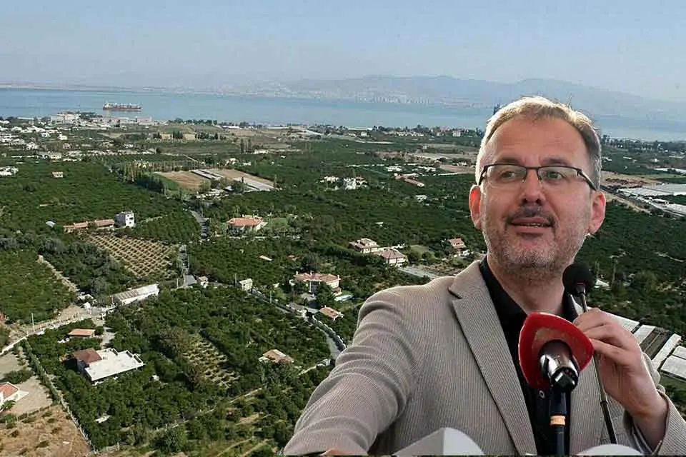 AK Parti'den İzmir'de milletvekili adayı g&ouml;sterilen Gen&ccedil;lik ve Spor Bakanı