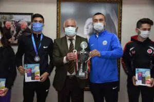 Kemalpaşa Belediye Başkanı Rıdvan Karakayalı, 8-11 Nisan tarihlerinde Antalya&rsquo;da d&uuml;zenlenenKick