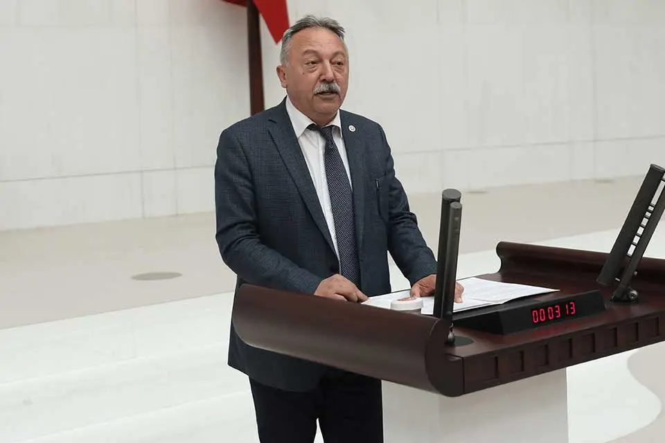 Mecliste g&ouml;r&uuml;ş&uuml;lmekte olan ve limanların işletme s&uuml;relerinin kırk dokuz yıllığına