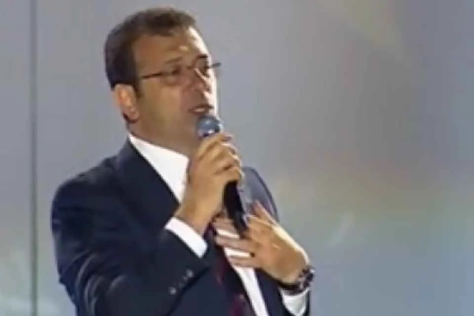 İstanbul B&uuml;y&uuml;kşehir Belediye Başkanı (İBB) Başkanı Ekrem İmamoğlu, Demokrasi Şenliği'nde