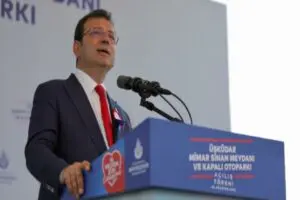 İBB Başkanı Ekrem İmamoğlu, &ldquo;&Uuml;sk&uuml;dar&rsquo;daki bir İSKİ a&ccedil;ılışında &Uuml;sk&uuml;dar Belediye