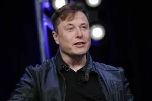 Tesla ve SpaceX'in kurucusu ve d&uuml;nyanın en zengin iş insanlarından