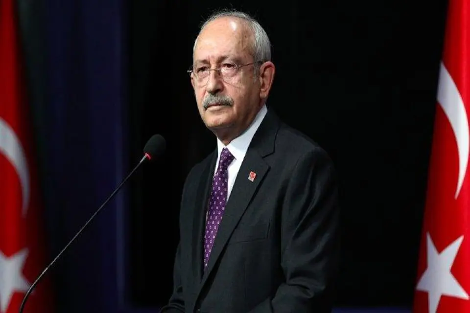 CHP Genel Başkanı Kemal Kılı&ccedil;daroğlu, Karar gazetesinden Elif &Ccedil;akır'a a&ccedil;ıklamalarda