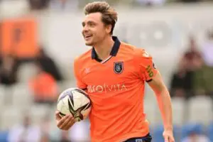 G&ouml;ztepe, g&ouml;z&uuml;n&uuml; transfere &ccedil;evirdi. Ara transfer d&ouml;neminin geride kalan b&ouml;l&uuml;m&uuml;nde
