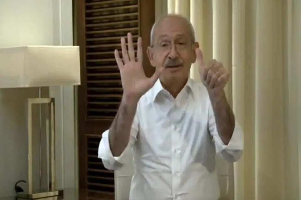 CHP Genel Başkanı Kemal Kılı&ccedil;daroğlu, iktidarlarının ilk altı ayında kadınlar