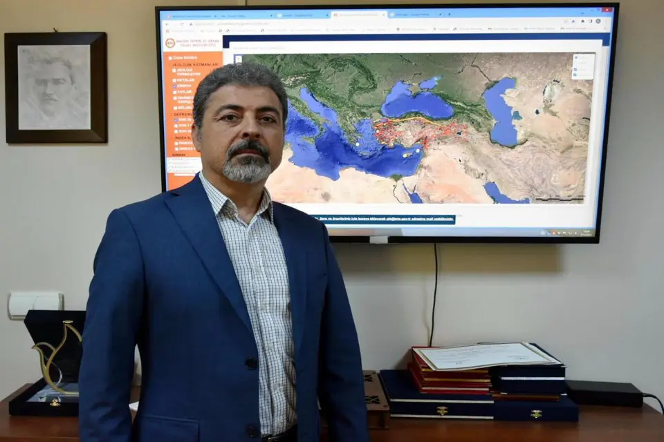 İzmir&nbsp;Dokuz Eyl&uuml;l &Uuml;niversitesi (DE&Uuml;) Deprem Araştırma ve Uygulama Merkezi (DAUM)