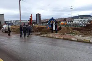 Uşak'ta belediyenin altyapı ve kanalizasyon &ccedil;alışmaları sırasında, kente doğal gaz