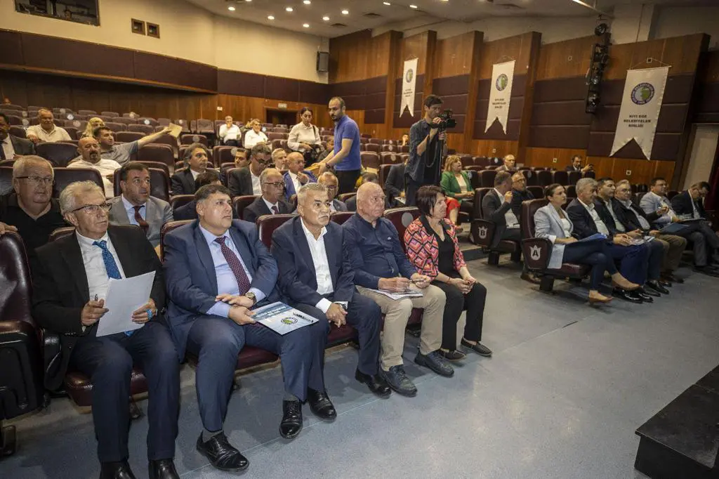 Kıyı Ege’de faaliyet raporuna onay... Başkan Batur: 'Büyük sınavlar verdik'