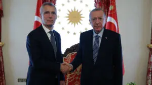 Cumhurbaşkanı Recep Tayyip Erdoğan, NATO Genel Sekreteri Jens Stoltenberg ile İstanbul’da görüştü. Dolmabahçe Ofisi’nde basına kapalı gerçekleşen görüşme,