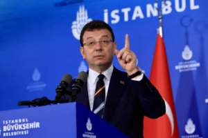 İstanbul Büyükşehir Belediye (İBB) Başkanı Ekrem İmamoğlu, CHP Genel Başkanı Kemal Kılıçdaroğlu