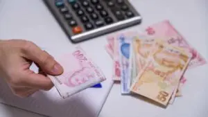 En düşük memur maaşının 22 bin liraya yükseltileceği seçimlerden önce