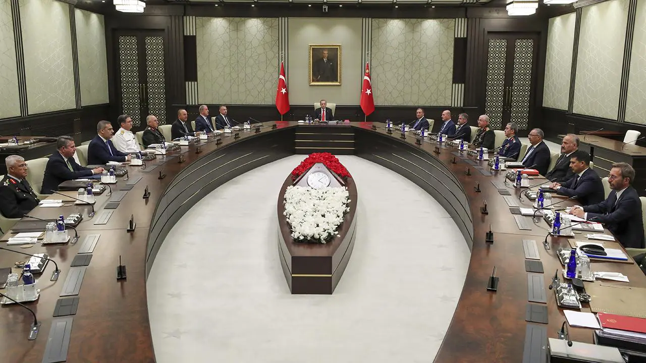 Yaklaşık 2 ay aranın ardından MGK bugün yeniden toplanıyor. Beştepe’de