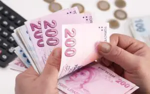 Vedat Işıkhan emekli maaşı için Meclis'i işaret etti... İşte detaylar...