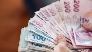 EYT’den primi yetmeyip yararlanamayanlar için kısmi emeklilik seçeneği de bulunuyor.