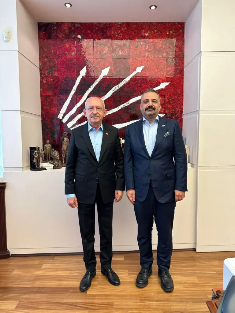 Yerel Seçimler ve Kurultay Hazırlıkları: Aslanoğlu'ndan Kılıçdaroğlu'na ziyaret