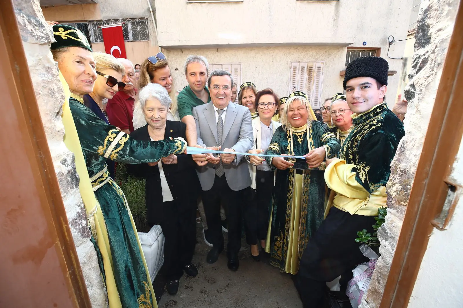 “Birlikte Konak” vurgusu yapan Konak Belediye Başkanı Abdül Batur, Daha