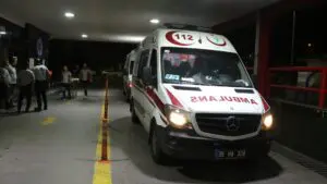 İzmir’in Bornova ilçesinde pompalı tüfekle çevreye rastgele ateş açan şüpheli,
