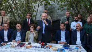 İstanbul’un Sultanbeyli ilçesinde bulunan Mimar Sinan Mahallesi’nde yaşayan kadınlarla bir