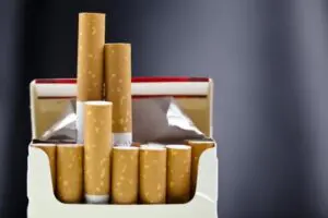 Sigaraya bir kez daha zam geldi. Zam haberini Türkiye Tekel