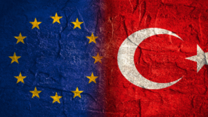 Avrupa Birliği (AB) Komisyonu'nun komşuluk ve genişlemeden sorumlu üyesi Oliver