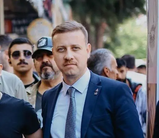 Zafer Partisi İzmir İl Başkanı Seçkin Boyunağa, hem görevinden hem