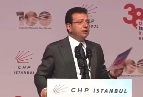 CHP'de kurultay provası... CHP İstanbul İl Kongresi'ni gerçekleştiriyor