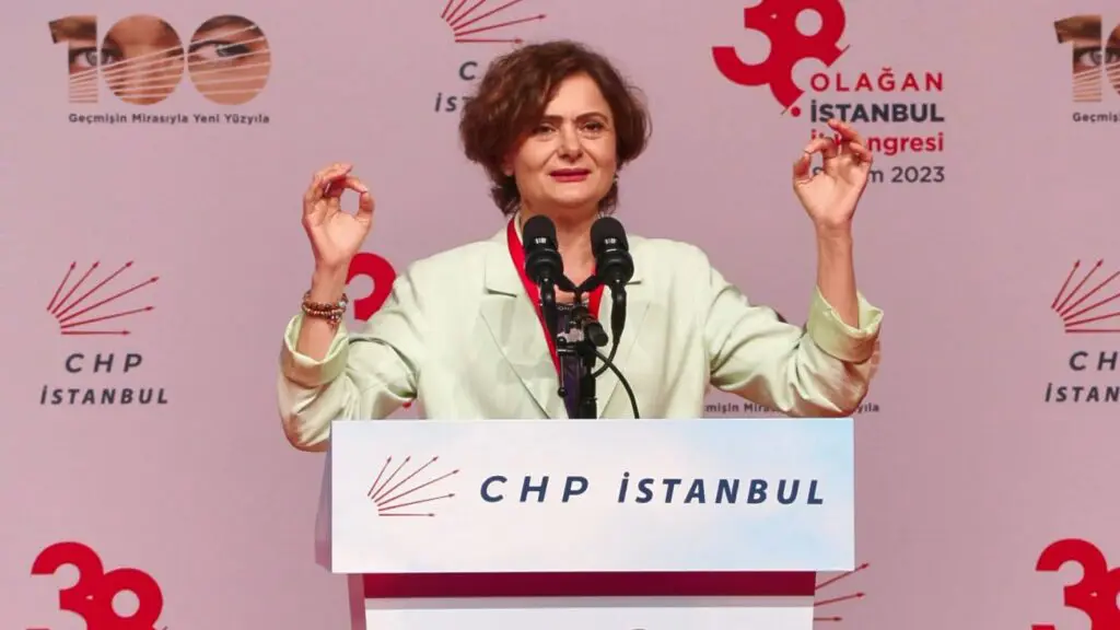 CHP'de kurultay provası... CHP İstanbul İl Kongresi'ni gerçekleştiriyor