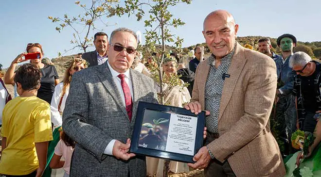 Cumhuriyetin 100’üncü yılında İzmir’e ESHOT Ormanı