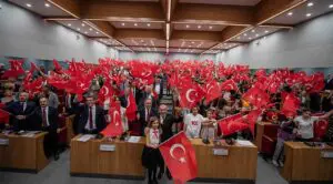 İzmir Büyükşehir Belediyesi Meclisi, Cumhuriyet’in 100’üncü yılında tarihi bir oturuma