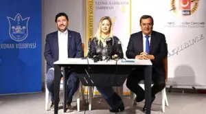 Konak Belediyesi ile İzmir Gazeteciler Cemiyeti’nin geleneksel olarak düzenlediği Eflatun