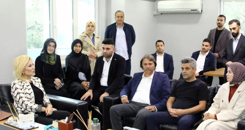 Milletvekili Bursalı, 50+1 şartı için konuştu: Halkımızın sesine kulak vermeliyiz