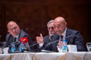 İzmir Büyükşehir Belediye Başkanı ve TARKEM Yönetim Kurulu Başkanı Tunç