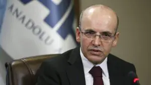 Hazine ve Maliye Bakanı Mehmet Şimşek, Türkiye’nin kredi risk primindeki
