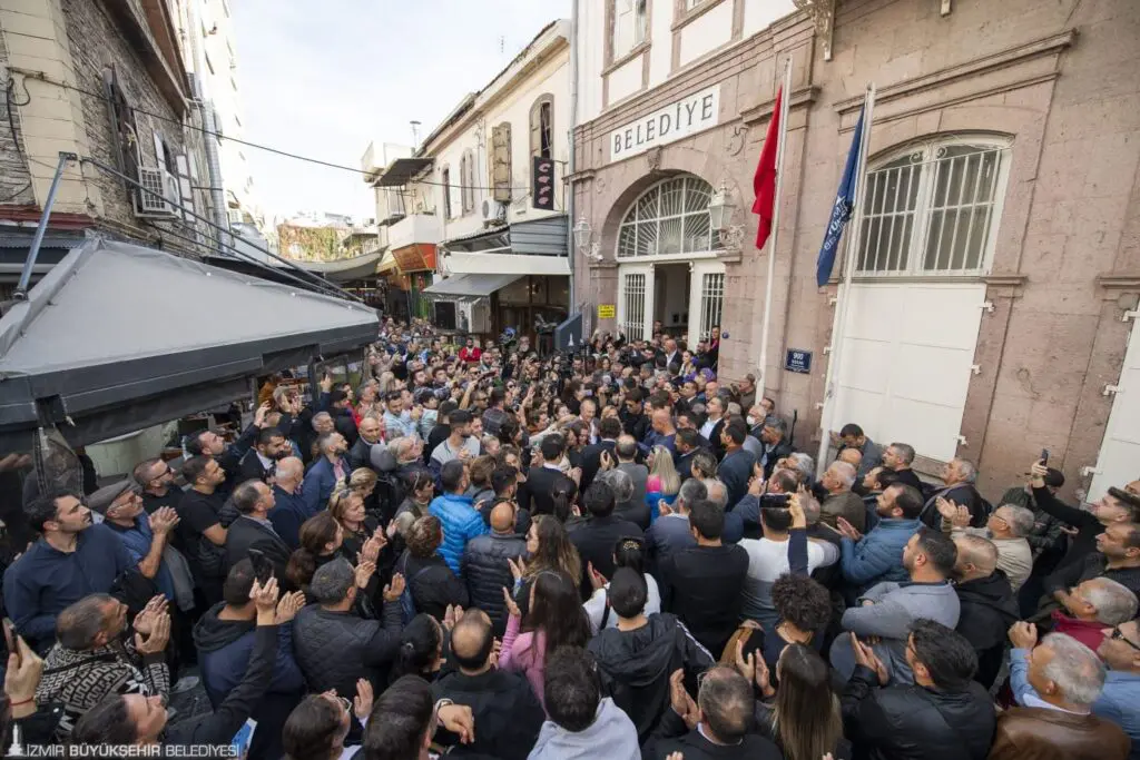 Başkan Soyer: Mustafa Kemal Atatürk’ün bekçisi olmaya devam edeceğiz 4 Başkan Soyer: Mustafa Kemal Atatürk’ün bekçisi olmaya devam edeceğiz