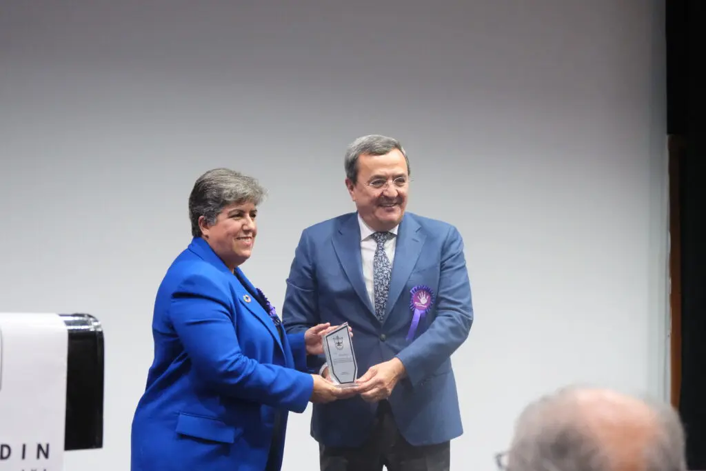 canan güllü 