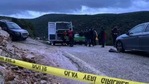 Muğla’nın Bodrum ilçesinde sarp arazide çarşafa sarılıp iple bağlanmış 2 ceset