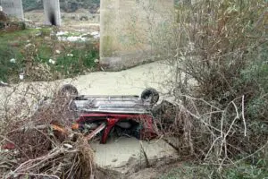 Kazada sürücü Çağlar Uzun (28) ile yanındaki annesi Gülşen Uzun