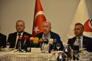 ZAFER Partisi Genel Başkanı Ümit Özdağ, İYİ Parti’den ayrılan milletvekillierini