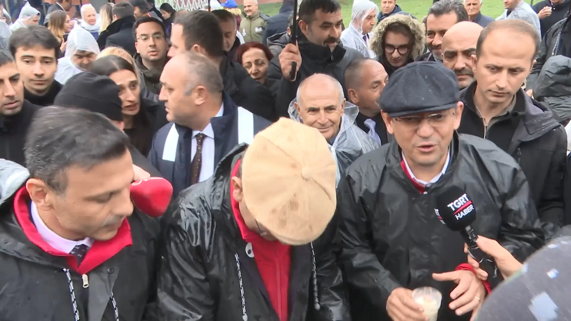 Cumhuriyet Halk Partisi Genel Başkan Özgür Özel ve İstanbul Büyükşehir