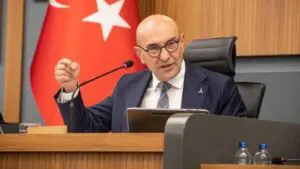 İzmir Büyükşehir Belediyesi Başkanı Tunç Soyer yaklaşan seçim ile ilgili