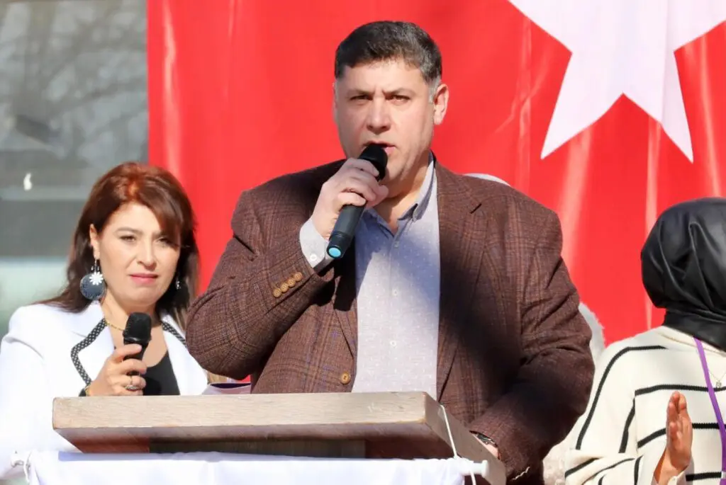 Menderes'te Hamsi Şenliği: Başkan Vekili Özkan Ordulularla Buluştu