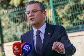 CHP Genel Başkanı Özgür Özel, şehit Piyade Sözleşmeli Er Enis