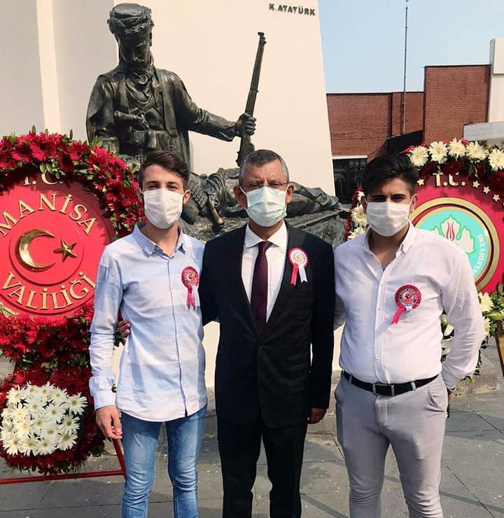 CHP Genel Başkanı Özgür Özel, PKK’lı teröristlerin gerçekleştirdiği saldırıda şehit