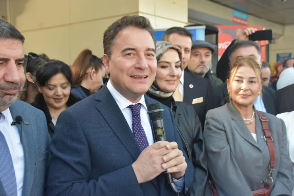 Babacan: Seçimden sonra muhalefet partilerinin çoğunda yaşanılanları gördük, 'İyi ki DEVA'yı kurmuşuz' diyoruz
