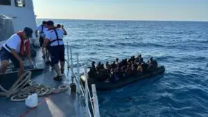 İzmir’in Çeşme, Dikili, Seferihisar, Menderes ve Urla ilçelerinde yasa dışı