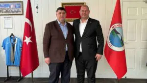 Yerel seçimlerde Menderes Belediye Başkan Adayı olarak gösterilen İlkay Çiçek,