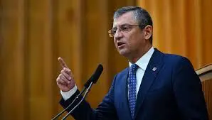 Cumhuriyet Halk Partisi (CHP) Genel Başkanı Özgür Özel, Antalya’da partisinin